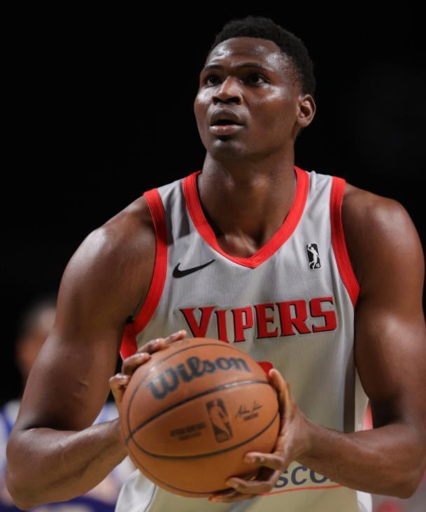 正式签约！2年450万到手，火箭队弃将加盟东部劲旅，机会远胜休城