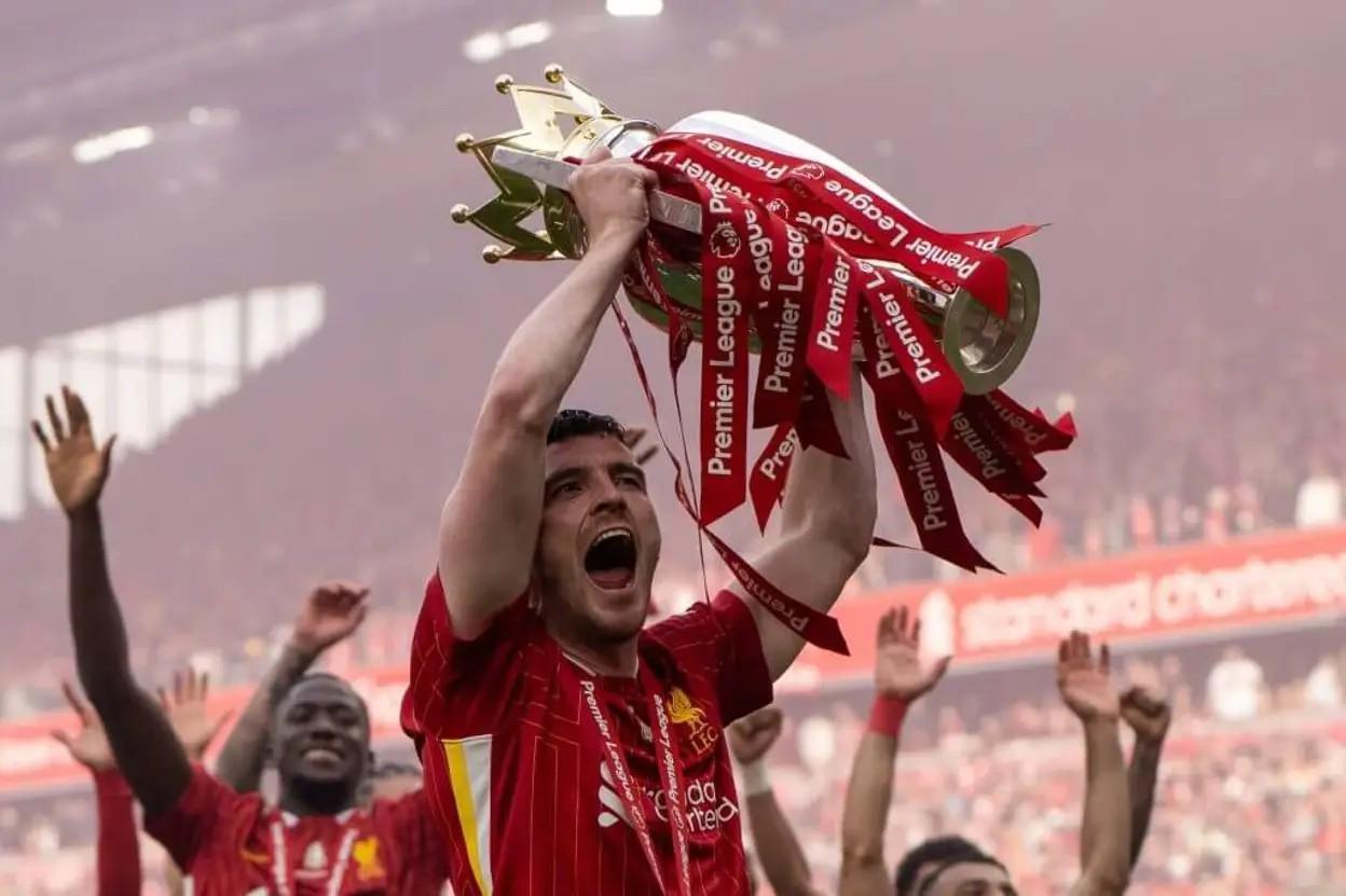 开云棋牌官网下载地址-TA：热刺在更衣室和球场上缺乏领袖，罗伯逊可弥补这些缺失