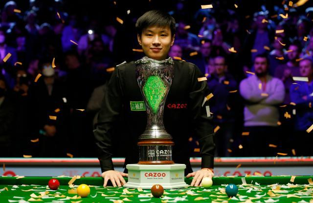 开云APP-赵心童英锦赛捧杯进前十 20万奖金锁定大师赛席位