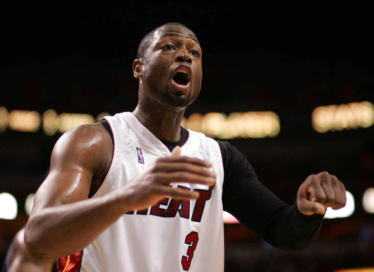 开云APP-韦德：贝弗利这种水平没资格比较我跟哈登 你连75大的门槛都没进